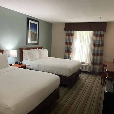 Holiday Inn Express & Suites Salamanca, An Ihg Hotel Екстериор снимка