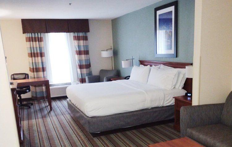 Holiday Inn Express & Suites Salamanca, An Ihg Hotel Екстериор снимка